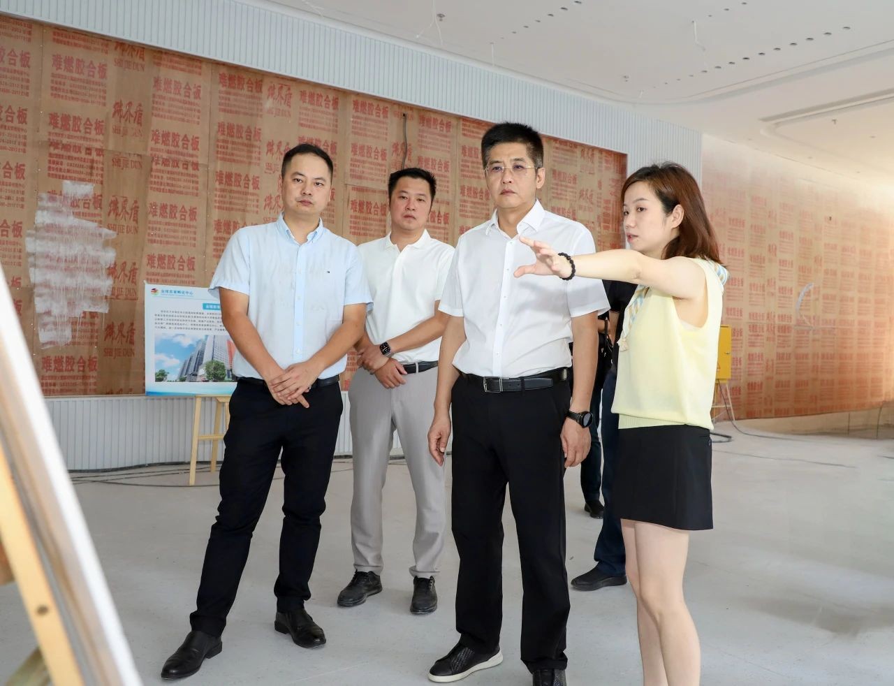 丰泽区委主要领导调研内外贸发展、产业社区提级和片区更新提速等工作