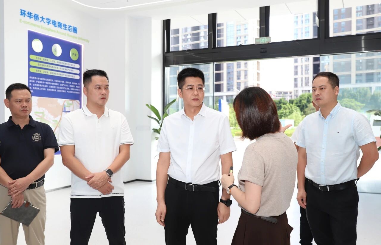 丰泽区委主要领导调研内外贸经济、“5610”专项行动特色产业社区提级等工作
