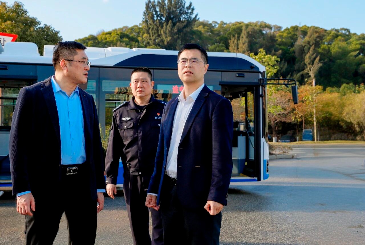 丰泽区政府主要领导调研蟳埔文旅有关工作