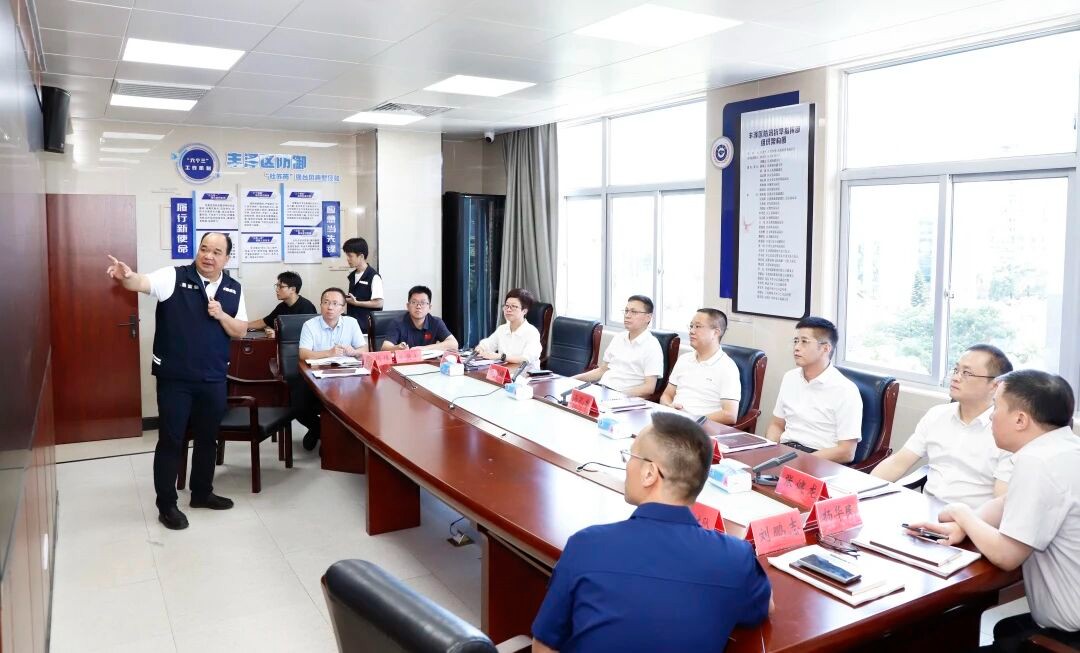 严阵以待！市、区两级领导会商部署台风防御工作